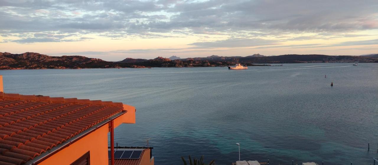 Appartamentino Panoramico...Con Finestra Sul Mare! La Maddalena  Bagian luar foto