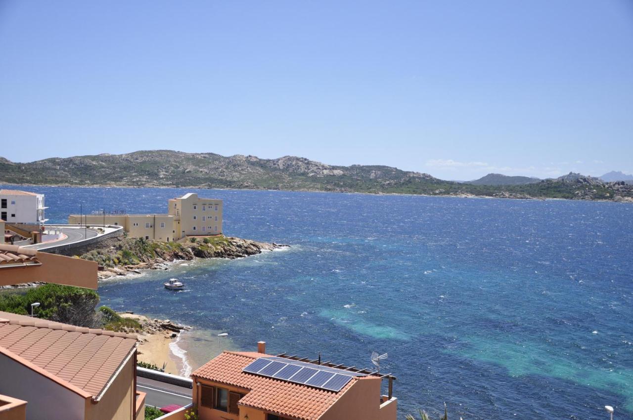Appartamentino Panoramico...Con Finestra Sul Mare! La Maddalena  Bagian luar foto
